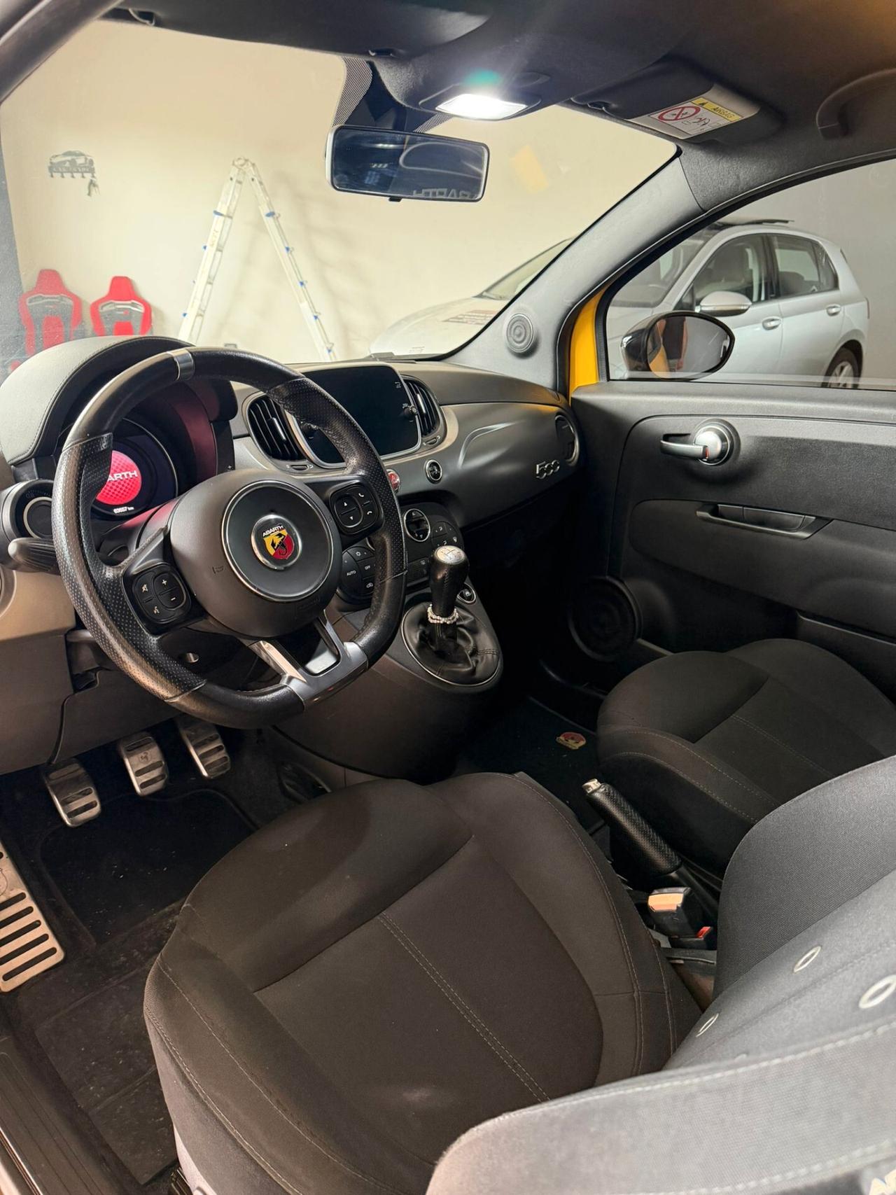 Abarth 595 1.4 Turbo T-Jet 160 CV Pista