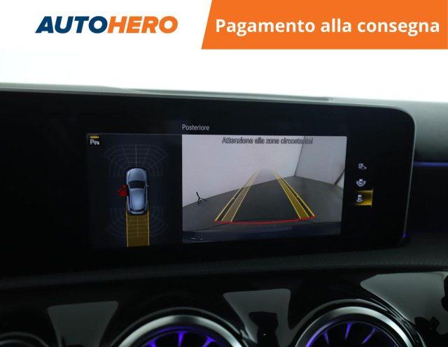 MERCEDES-BENZ A 180 d Automatic Premium