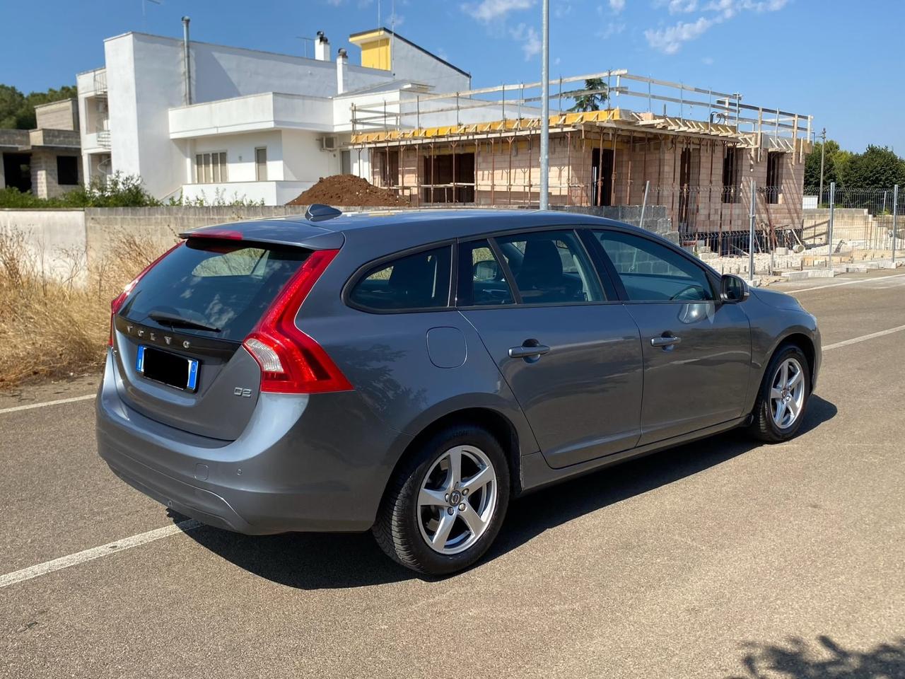 Volvo V60 D2 Geartronic Momentum