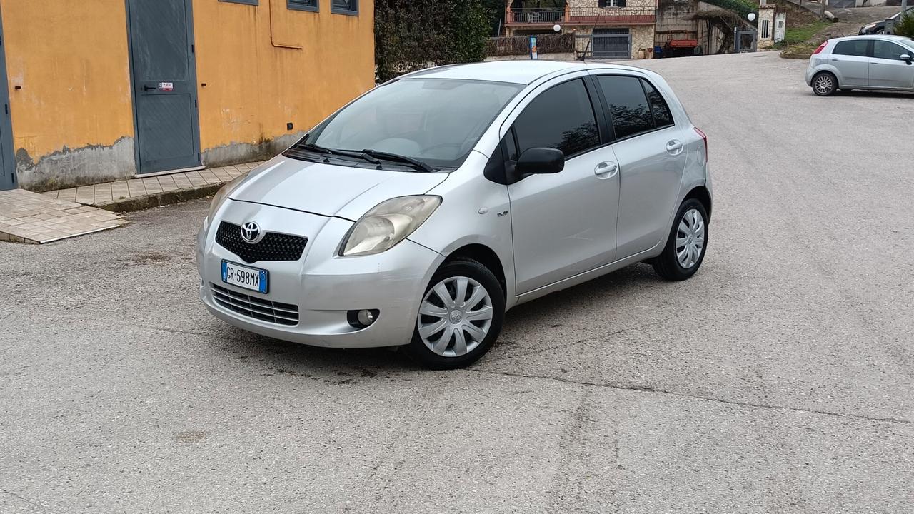 Toyota Yaris 1.4 diesel 5 porte