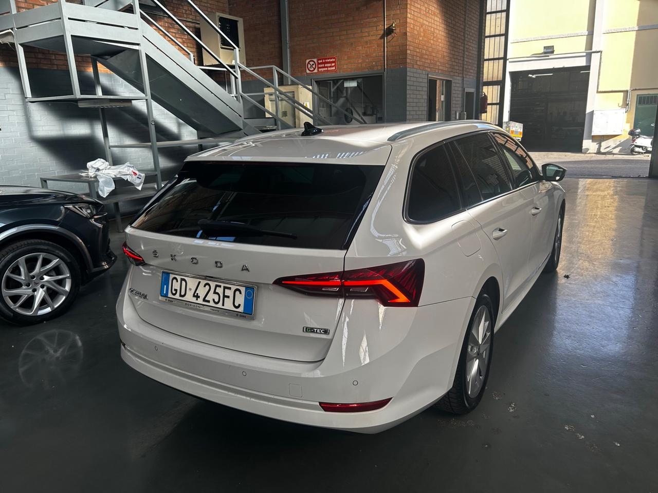 Skoda Octavia 1.5 G-TEC DSG Wagon Style neopatentati