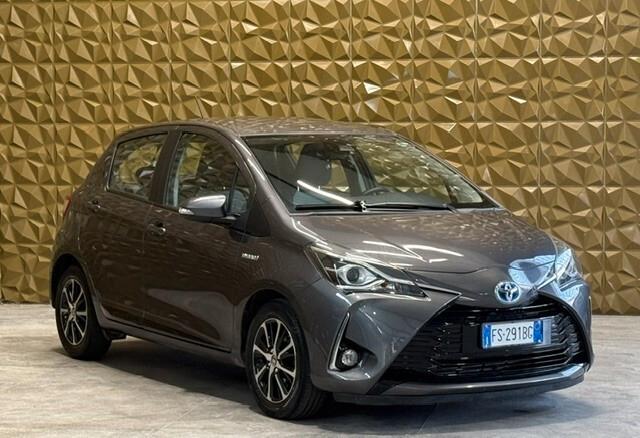 Toyota Yaris 1.5 Hybrid 5 porte Cool