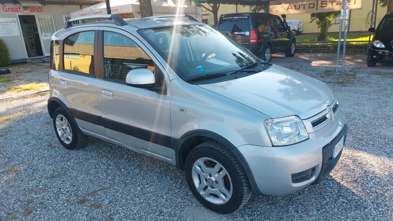 Fiat Panda 1.2 TREKKING Natural Power
