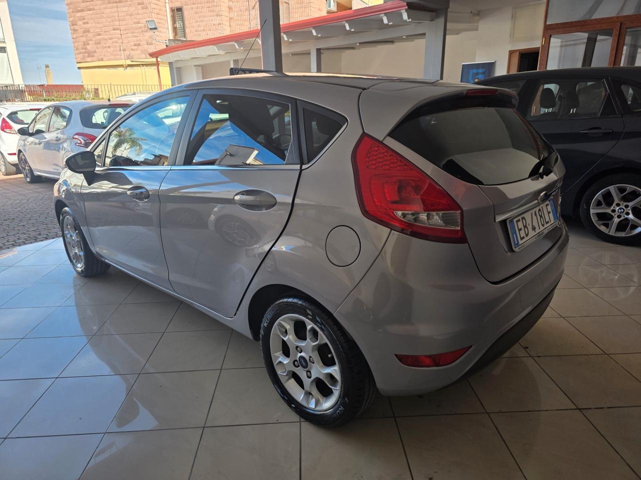 FORD FIESTA 1.4 DIESEL CON SOLI 113.000 KM 2012