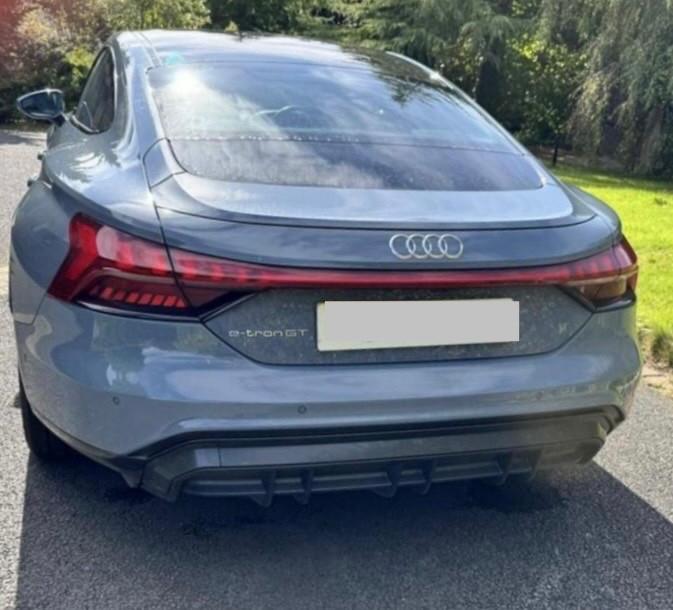 Audi E-tron GT quattro