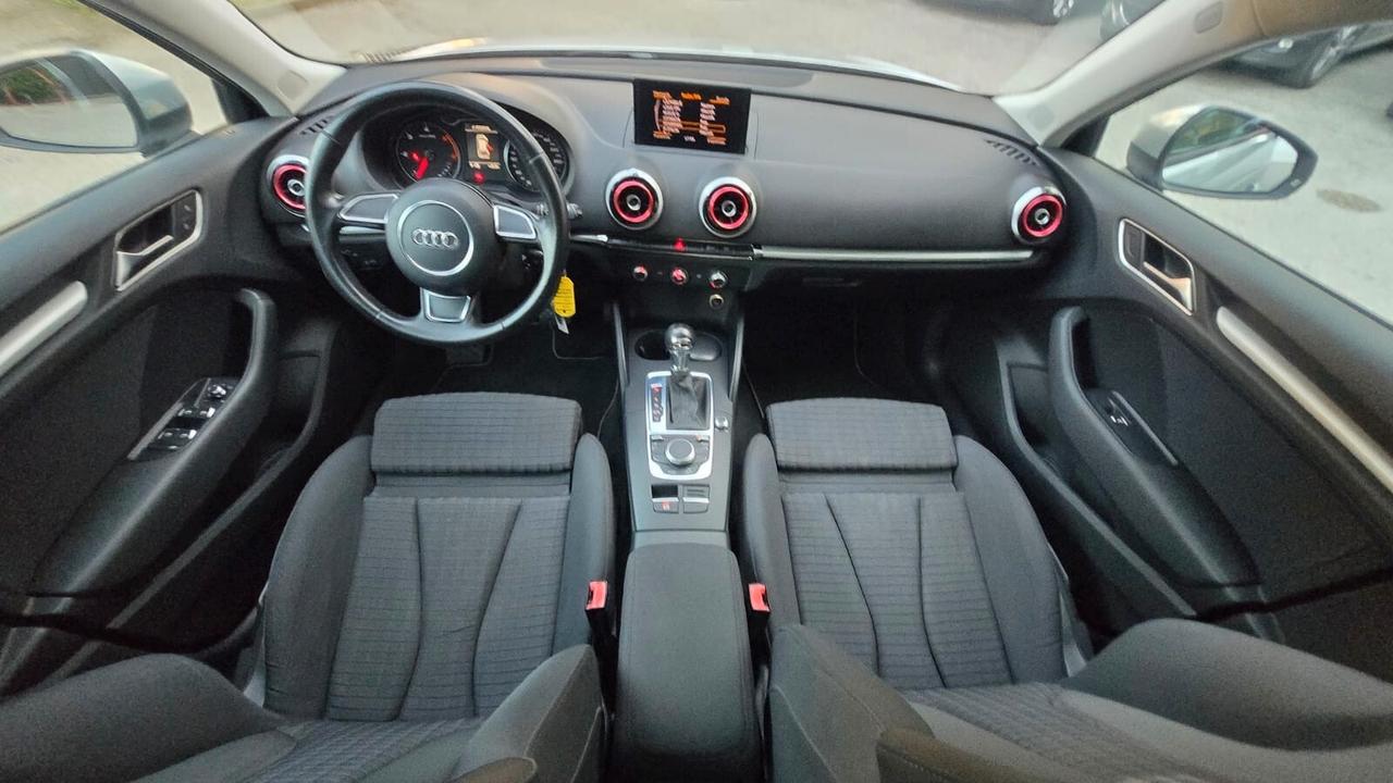 Audi A3 1.6 TDI S tronic Ambition