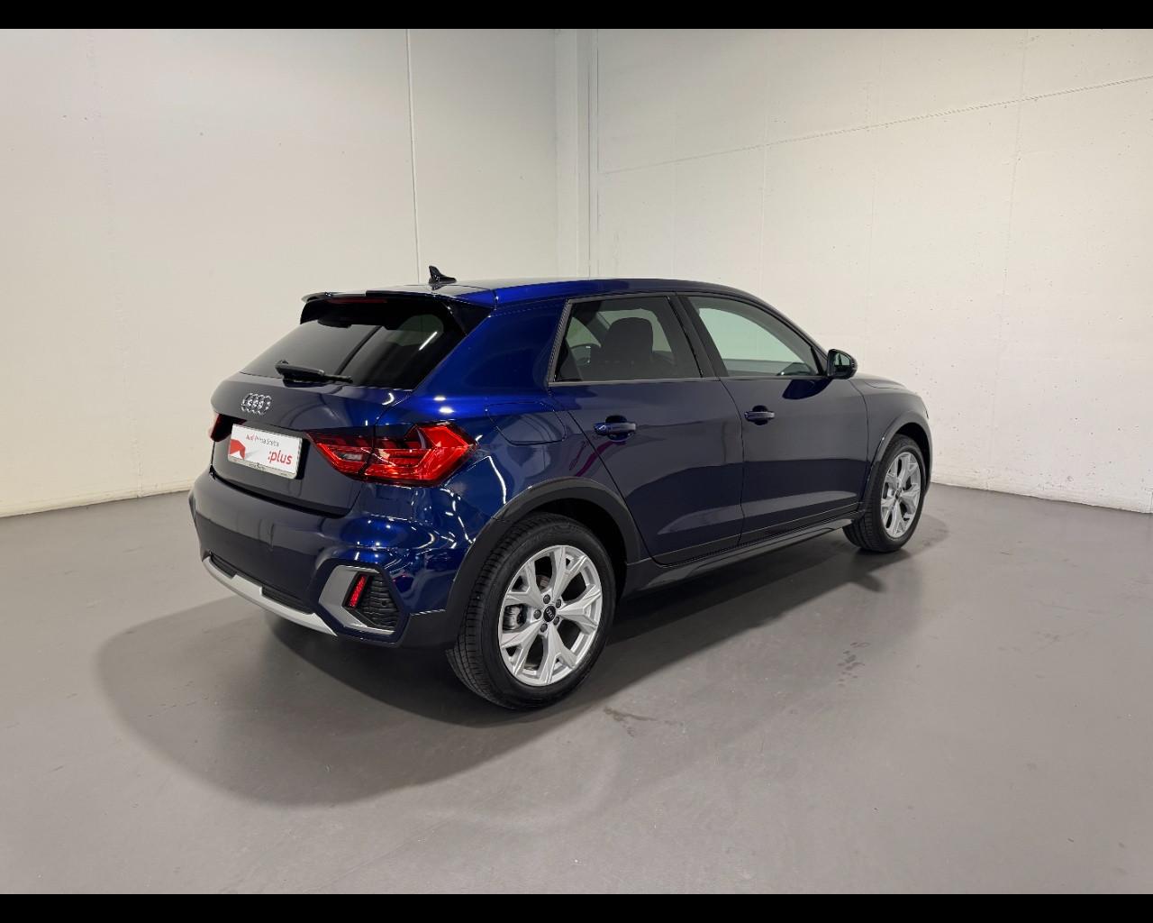 AUDI A1 ALLSTREET 30 TFSI BUSINESS