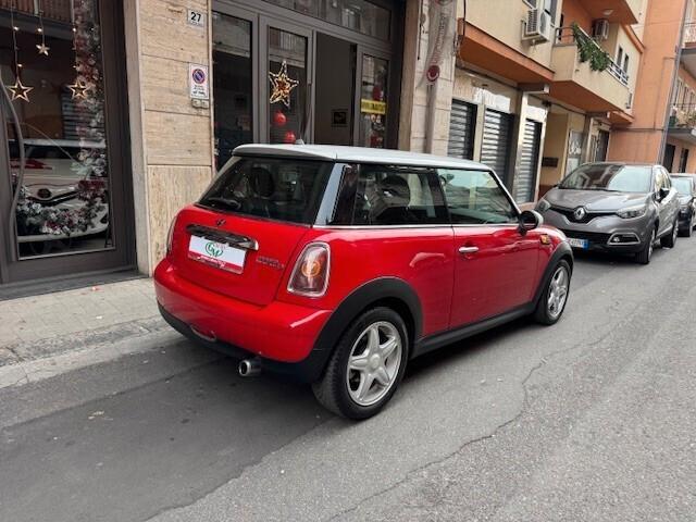 Mini Cooper D 1.6 16V D Pepper