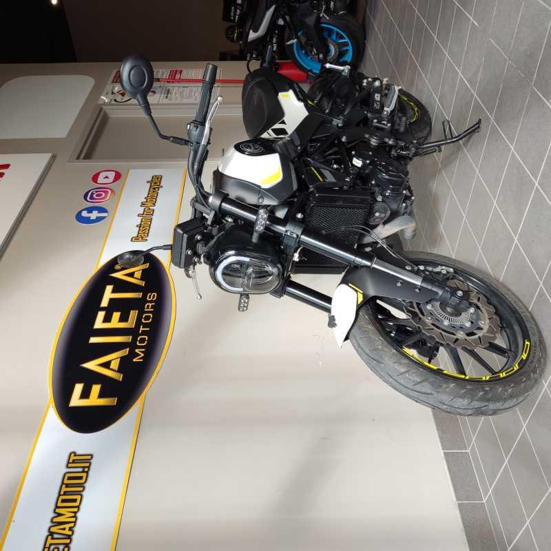 Benelli Leoncino 250 - 2022