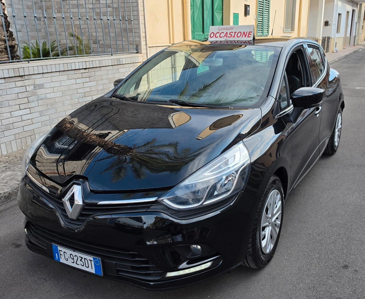 Renault Clio 1.2 75CV 5 porte ANNO 11/2016