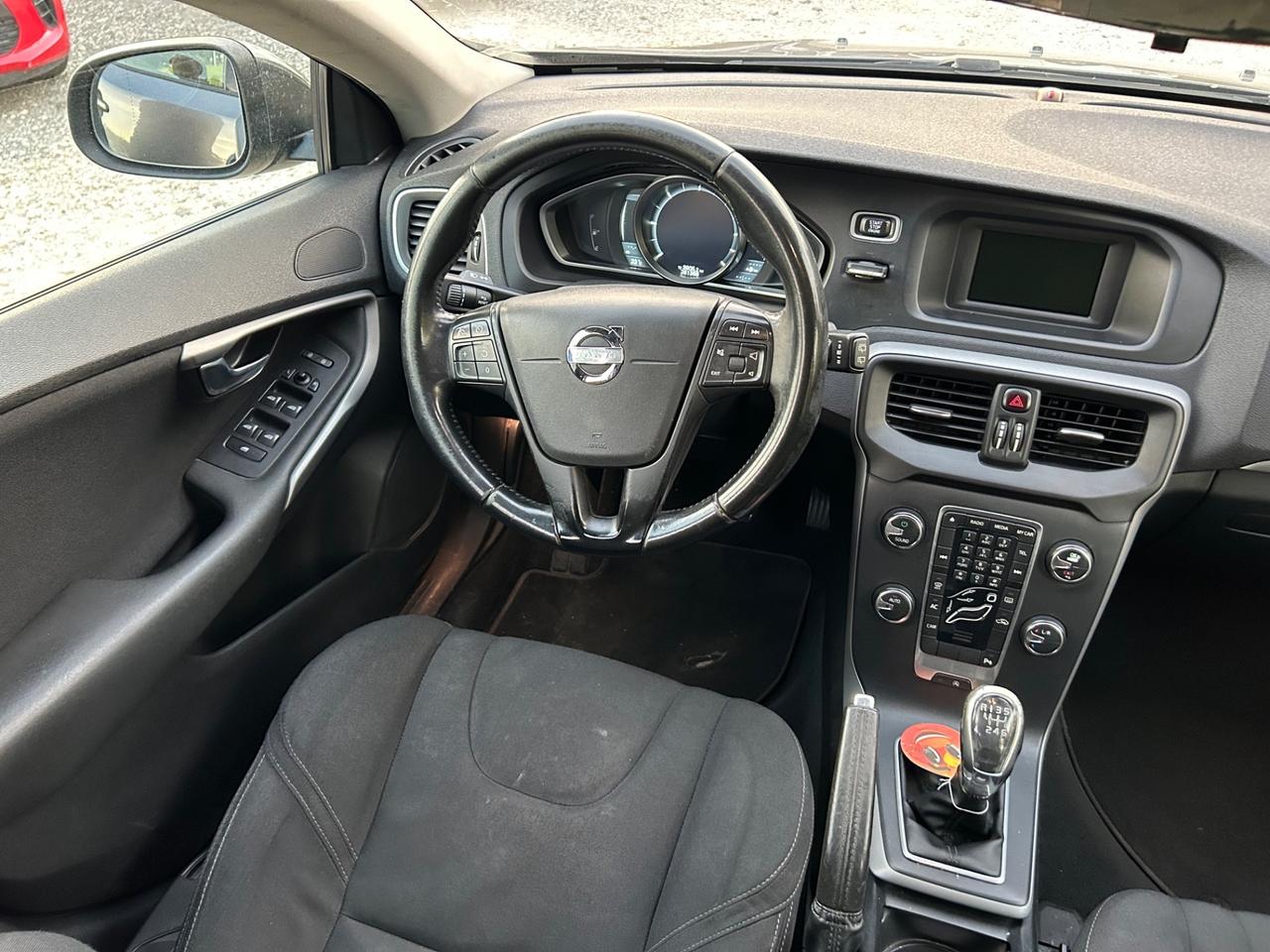 Volvo V40 D2 1.6 Summum