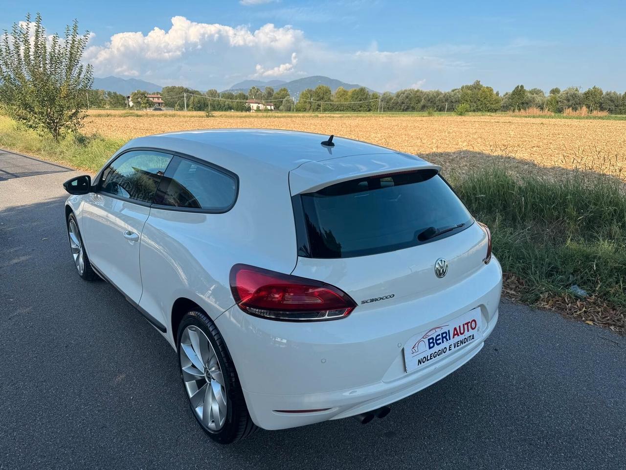 Volkswagen Scirocco cambio automatico