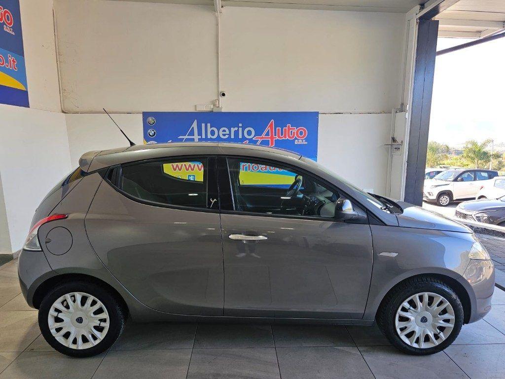Lancia Ypsilon 1.3 MJT 16V 95 CV 5 porte S&S Silver