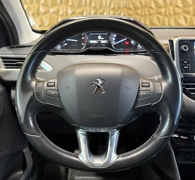 Peugeot 2008 BlueHDi 100 Allure
