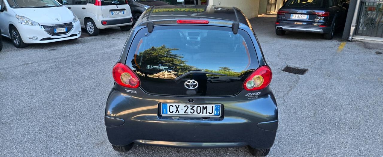 Toyota Aygo 1.0 12V VVT-i 3 porte Sol