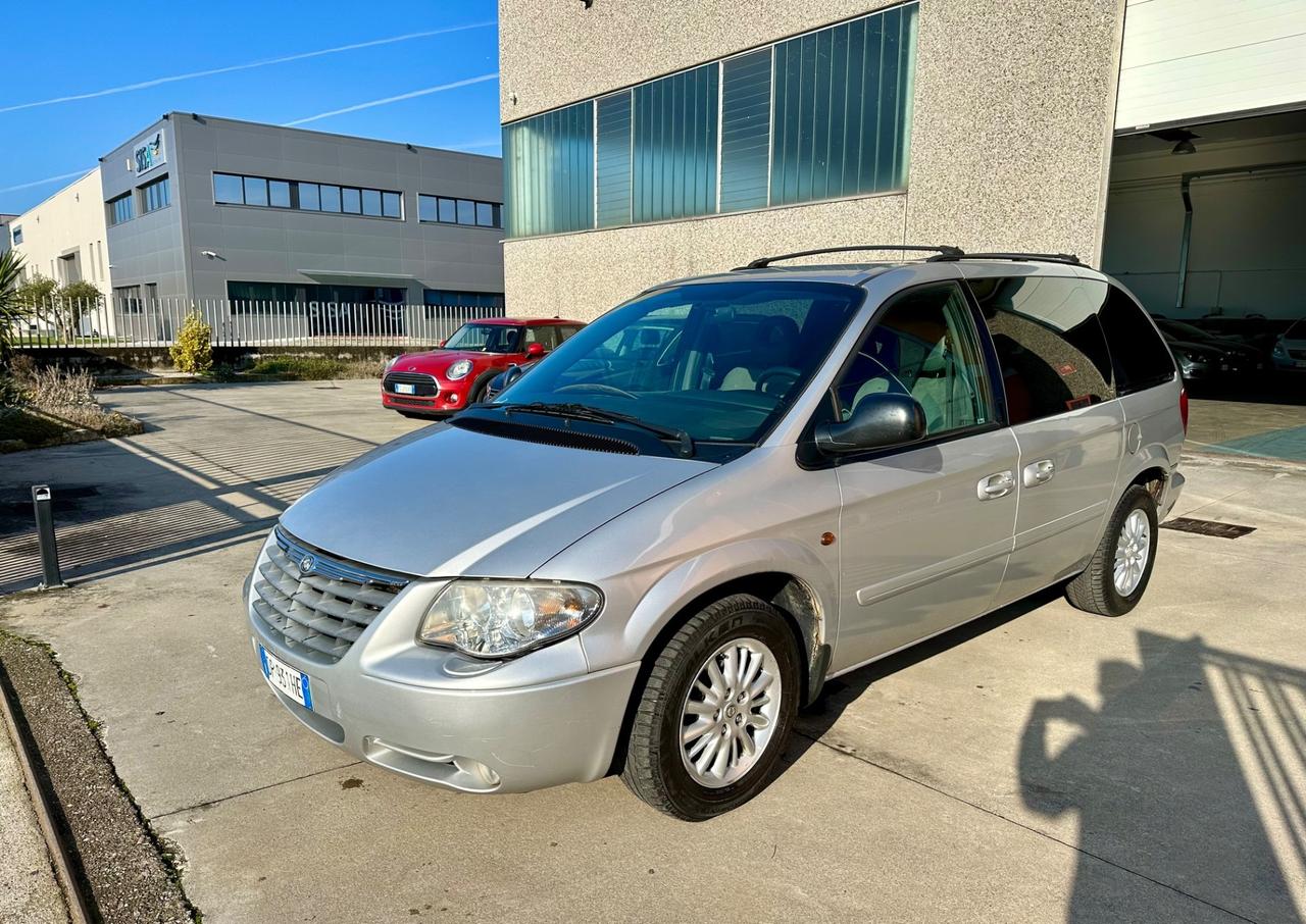 Chrysler Voyager Grand 2.8 CRD cat Limited Auto