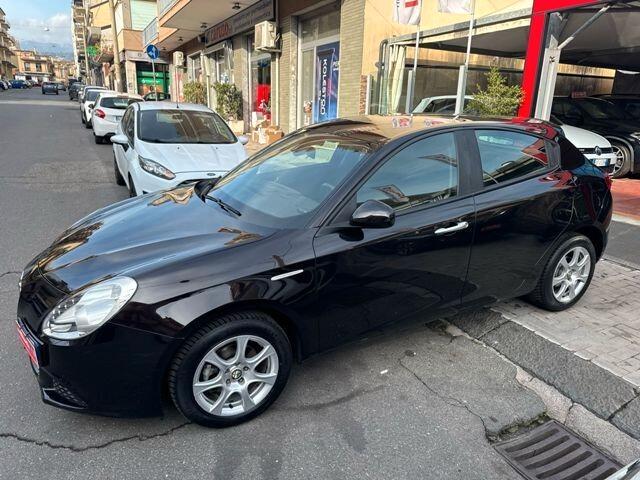 Alfa Romeo Giulietta 1.6 JTDm-2 105 CV Exclusive