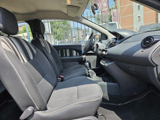 RENAULT Twingo 1.2 16V Night&Day