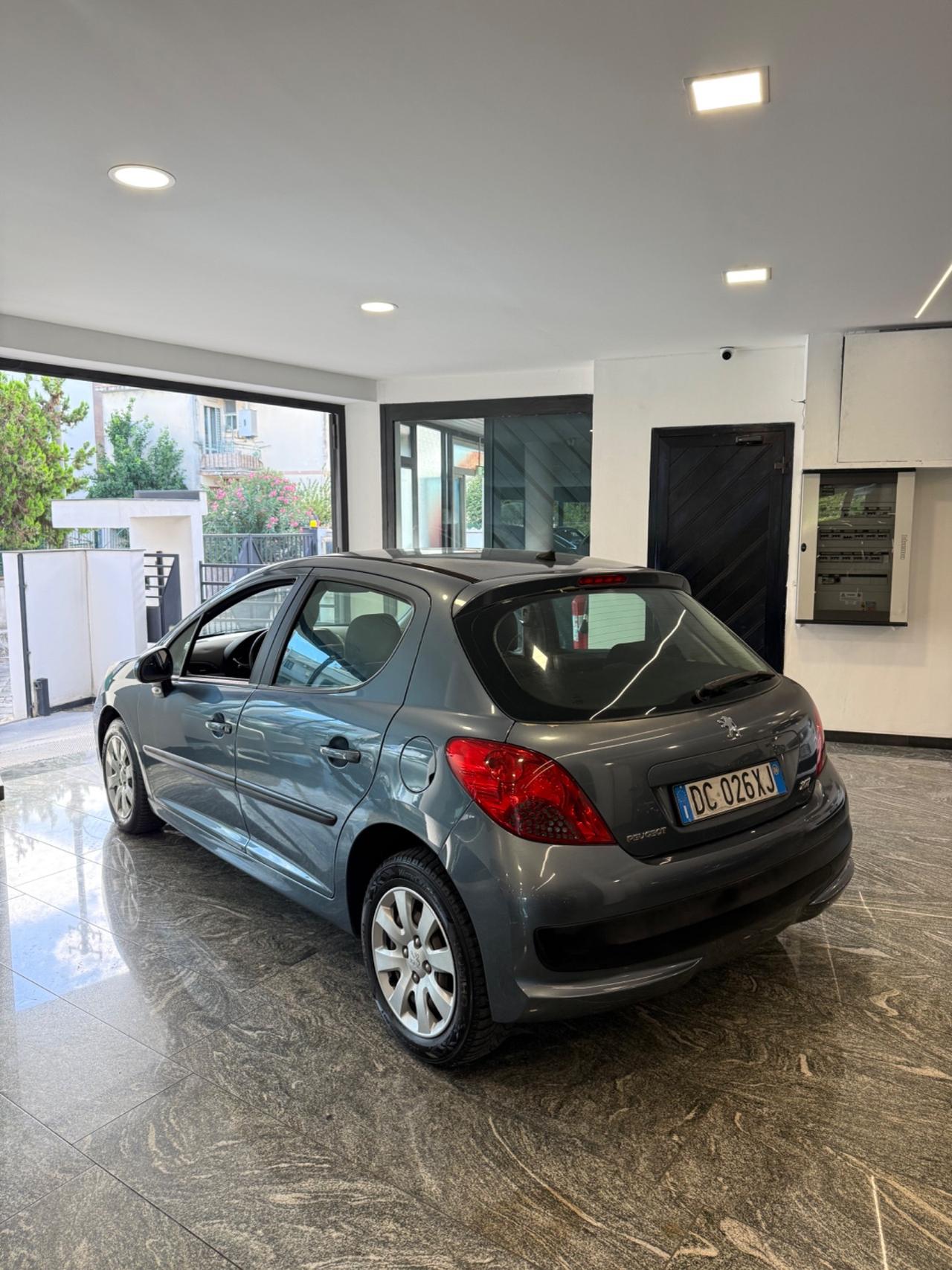 Peugeot 207 1.4 88CV 5p. XS