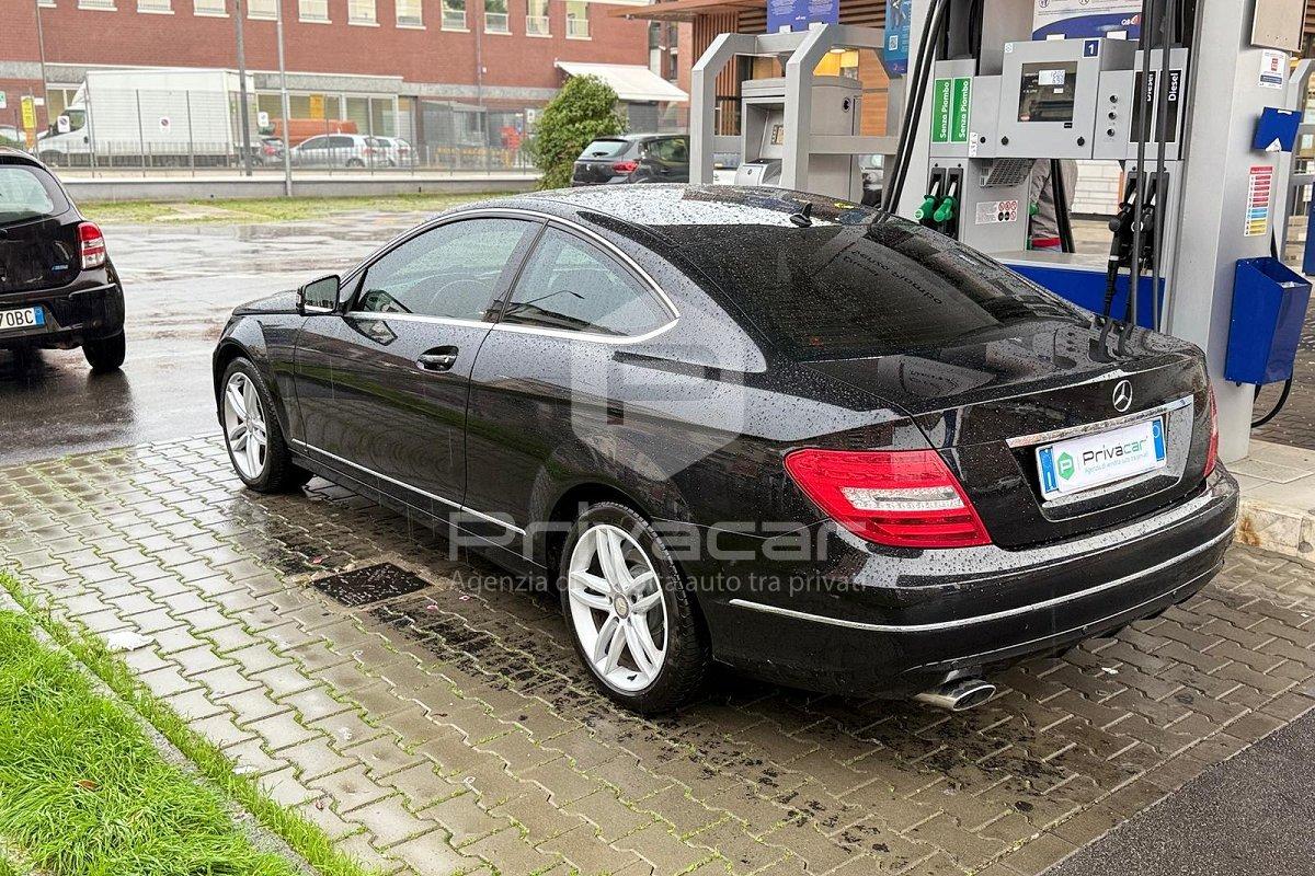 MERCEDES C 220 CDI BlueEFFICIENCY Coupé Avantgarde