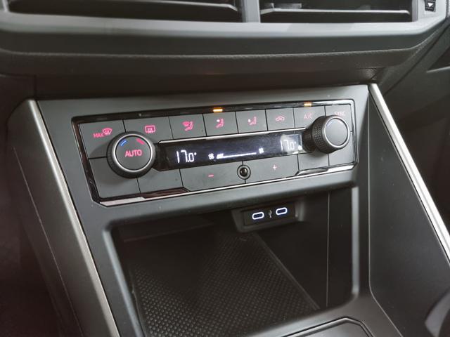 VOLKSWAGEN Polo 1.0 TSI DSG R-Line