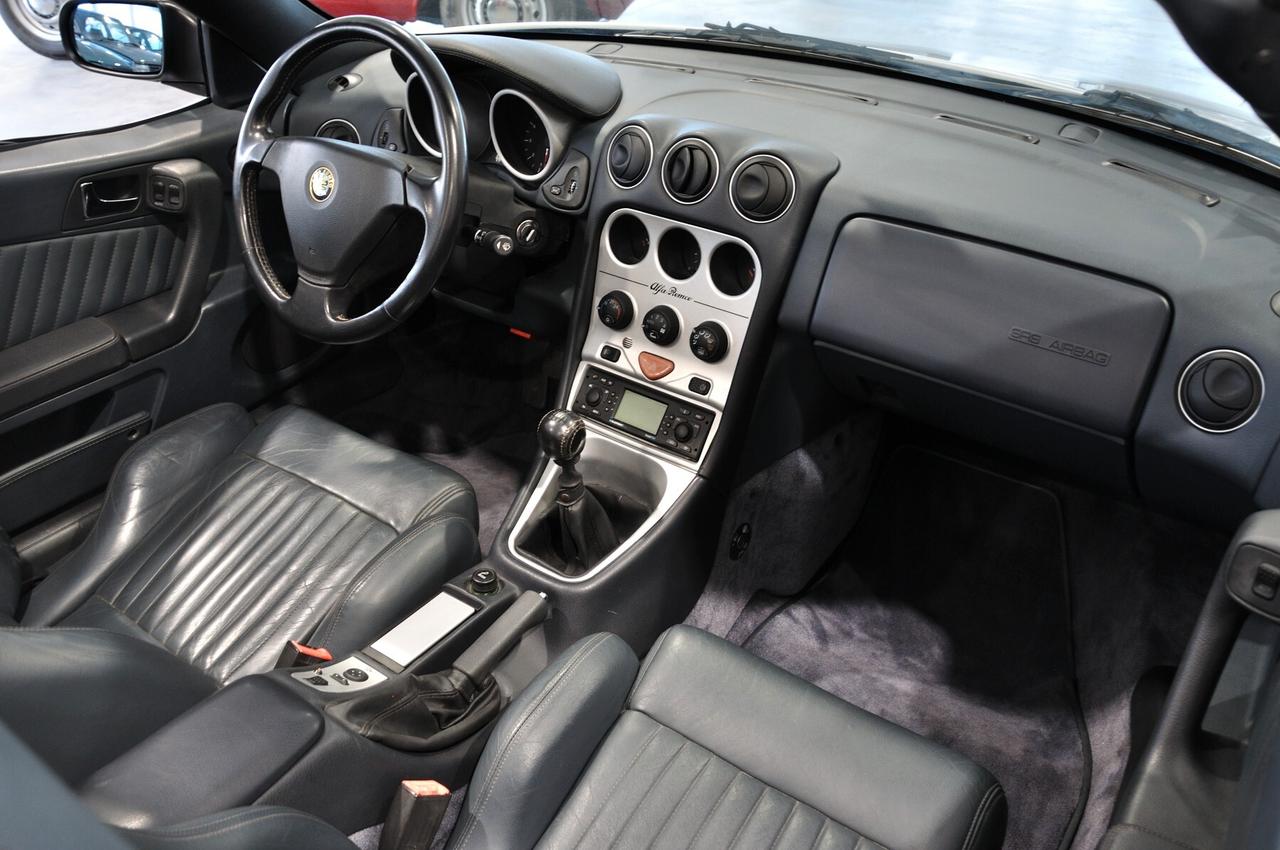 Alfa Romeo Spider 3.0i V6 24V cat L