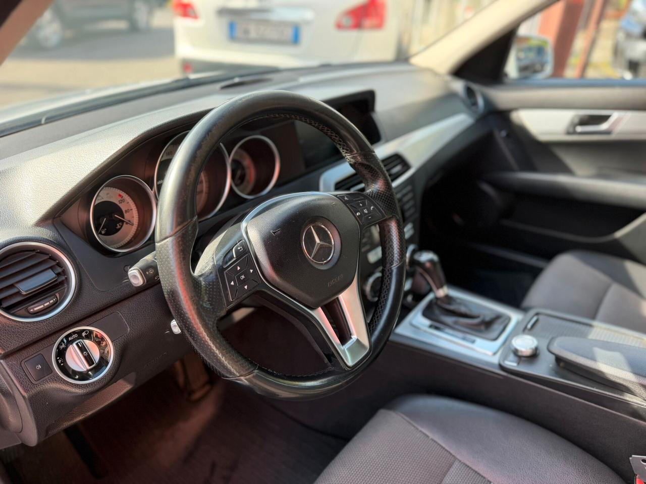 Mercedes-benz C 220 CDI S.W. BlueEFFICIENCY Avantgarde
