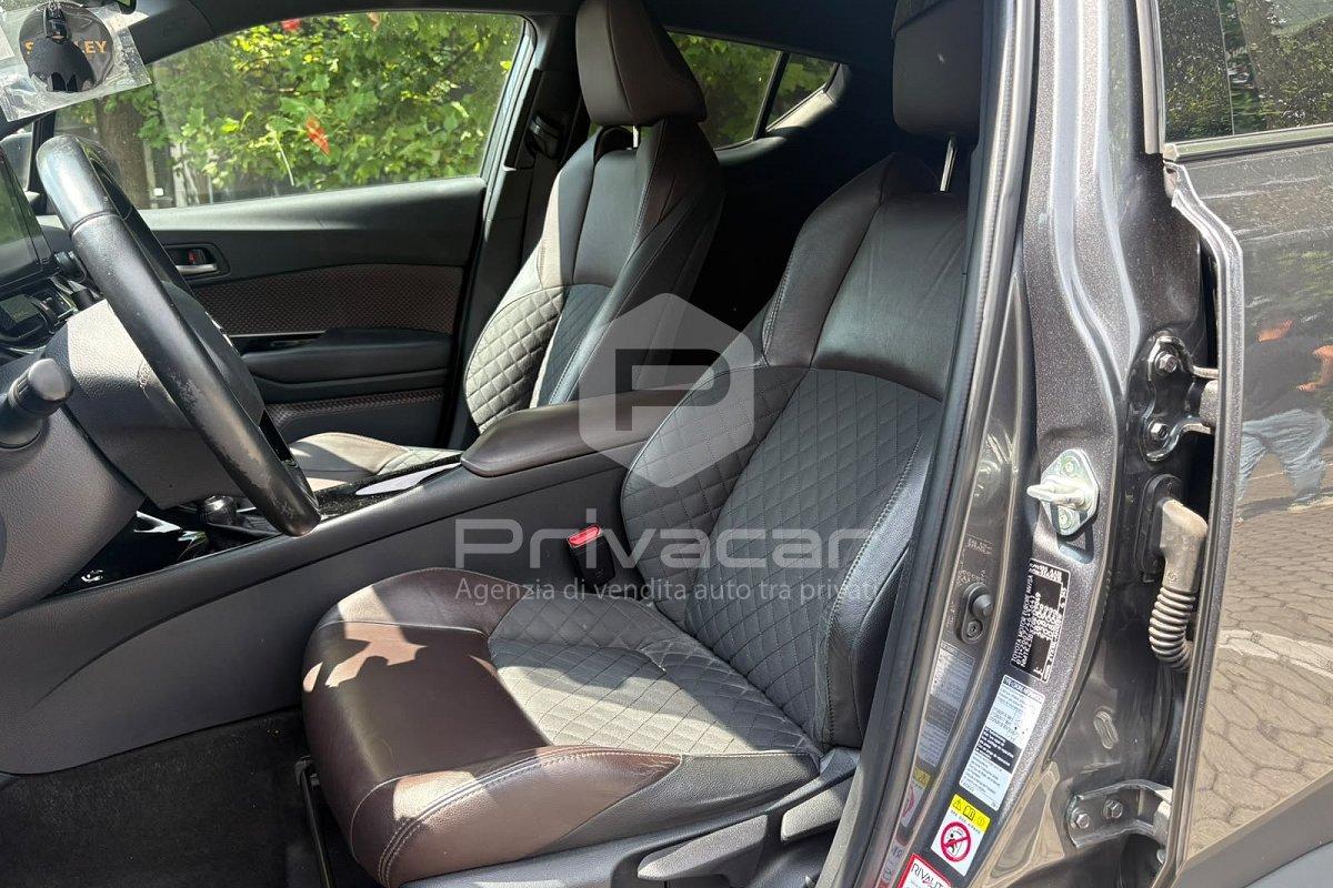 TOYOTA C-HR 1.8 Hybrid E-CVT Lounge