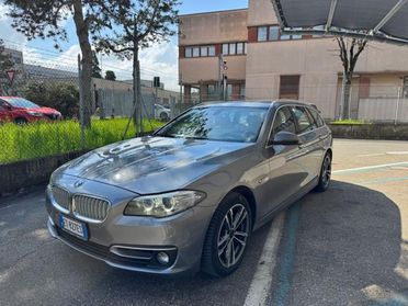 BMW 520 d xDrive Touring Modern 184CV NAVI