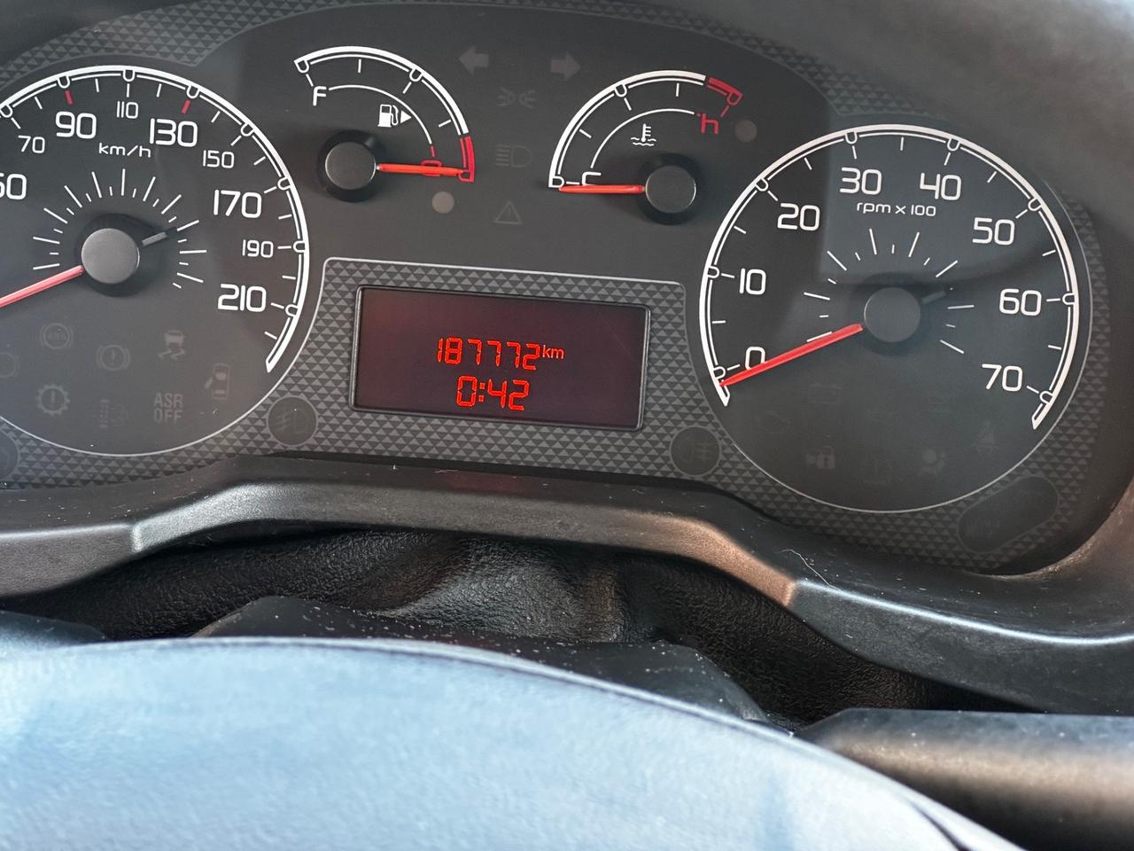 Fiat Fiorino 1.3 MJT 95CV Cargo Adventure