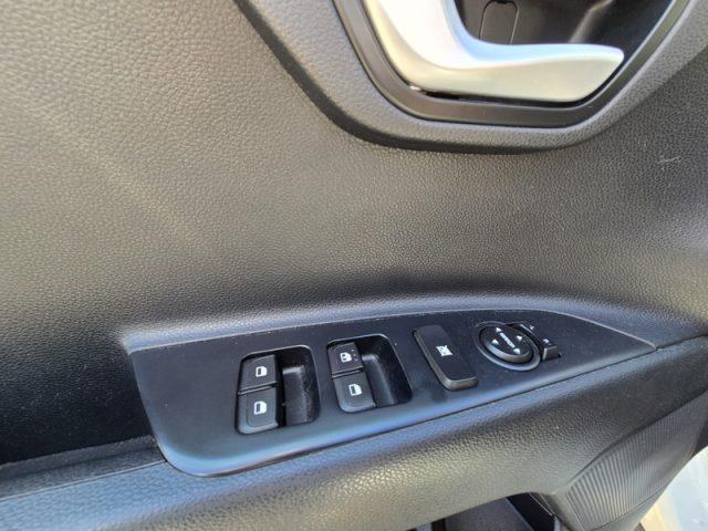 KIA Stonic 1.0 T-GDi 120 CV Style NEOPATENTATI PERMUTE