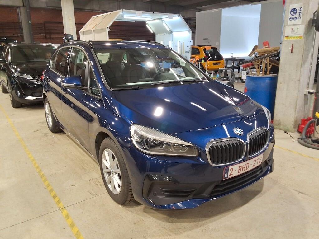BMW 216D ACTIVE TOURER 116CV STEPTRONIC BUSINESS ADVANTAGE ( FARI LED - PELLE - CRUISE - NAVI - PDC )