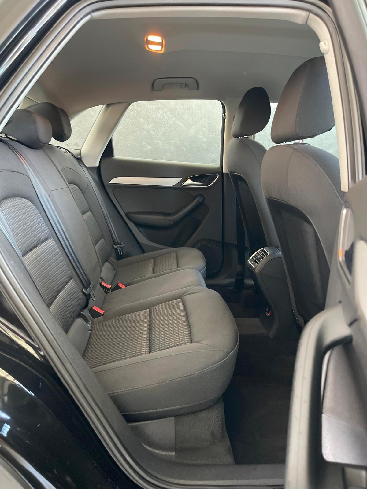 Audi Q3 2.0 TDI Business