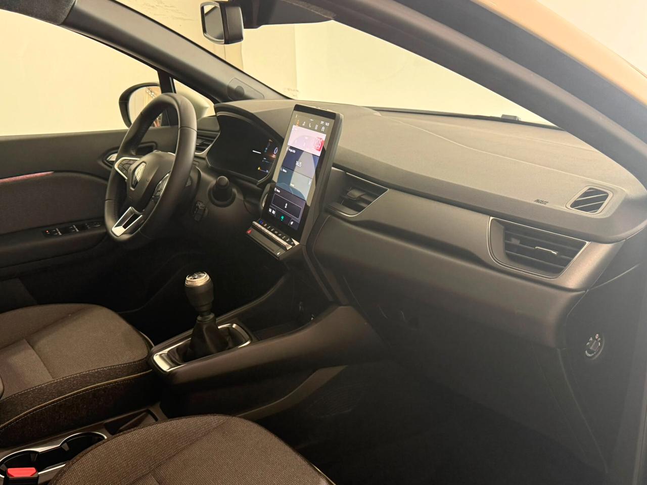 Renault Captur Capture 1.0 90CV anno 2025 30.000 km