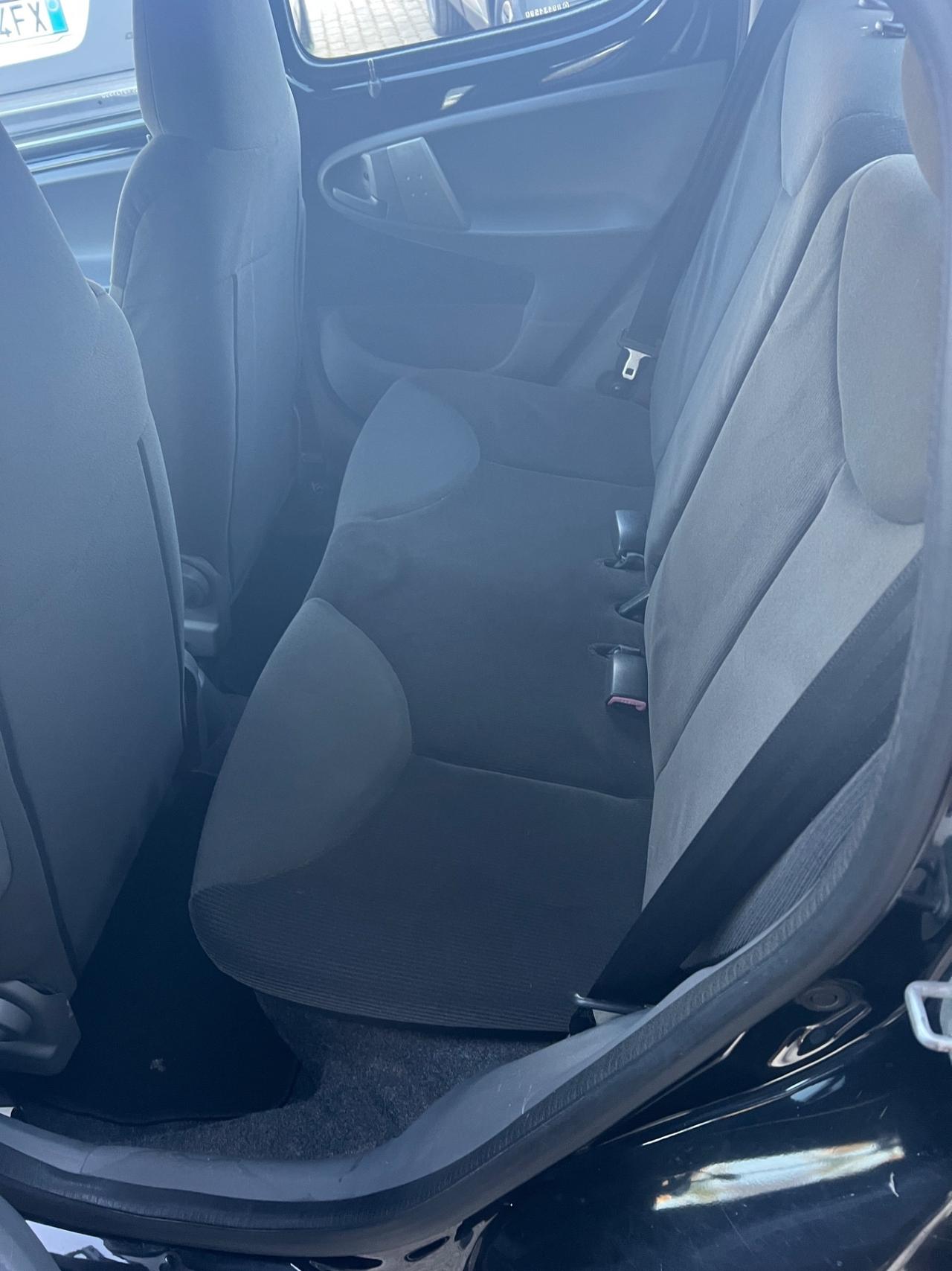 Peugeot 107 1.0 68CV 5p. Sweet Years