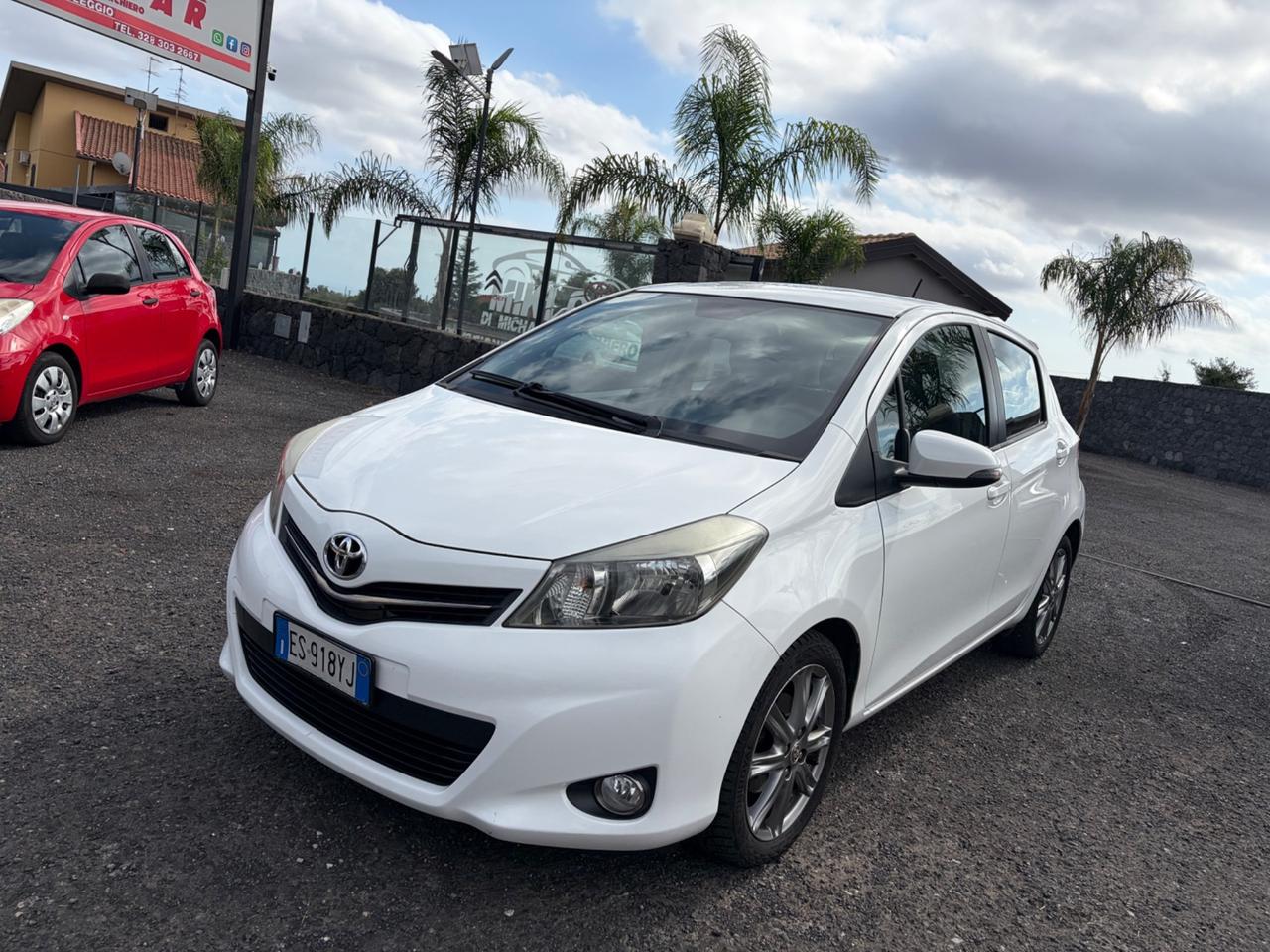 Toyota Yaris 1.4 D-4D 5 porte Lounge