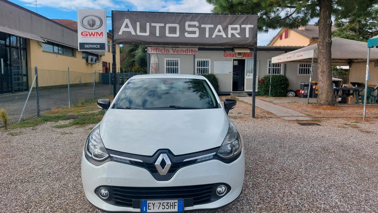 Renault Clio 1.5 dCi 8V 75CV 5 porte Costume National
