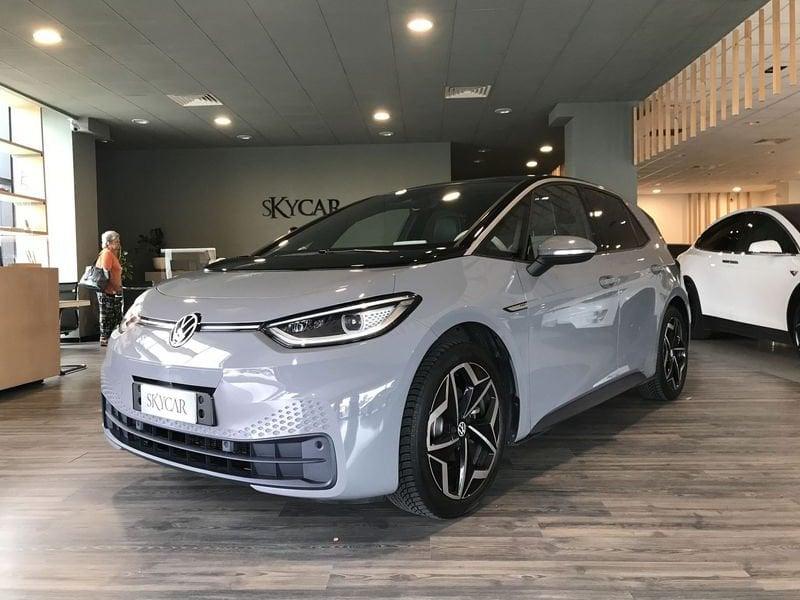 Volkswagen ID.3 Family Pro Batteria 58 KW Fari Matrix IQ.Light