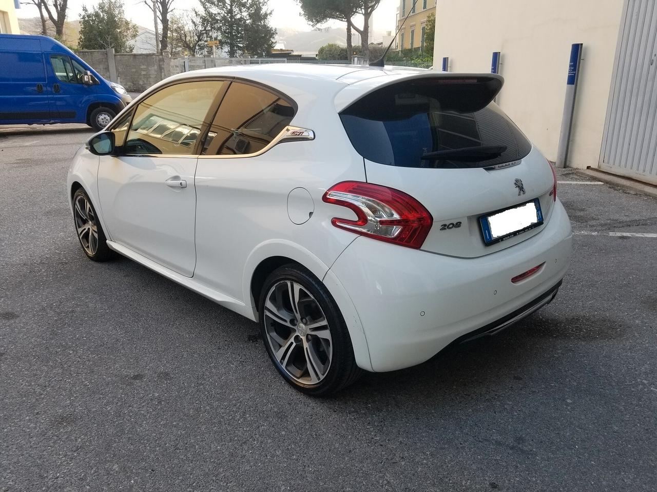 Peugeot 208 1.6 THP 200 CV 3 porte GTi