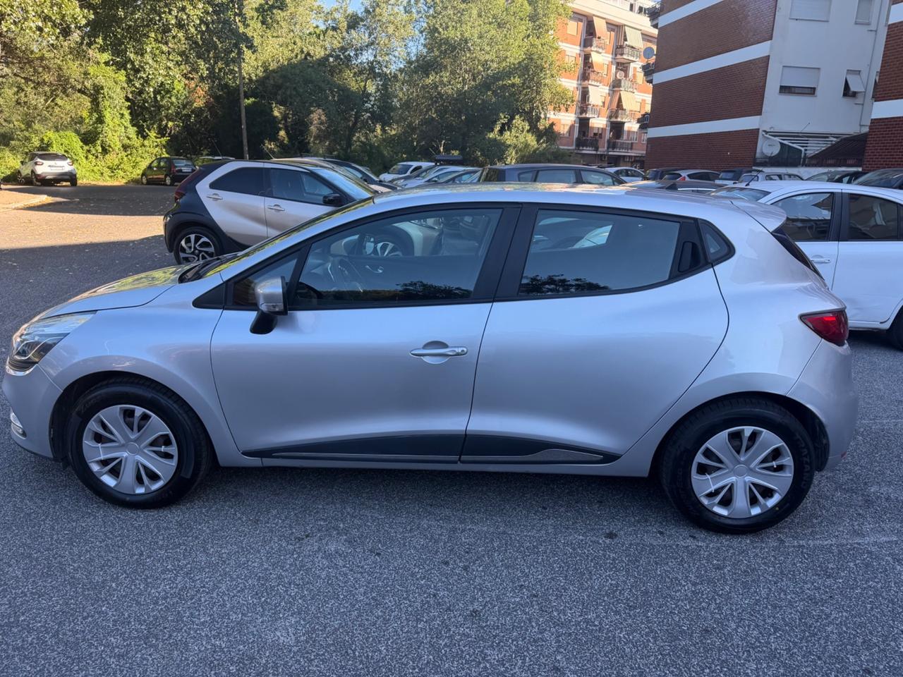 Renault Clio 1.5D 90CV 5P Busin. PASSAG. COMPRESO