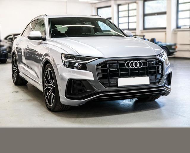 AUDI Q8 55 TFSIe PLUG-IN ELETTRICA