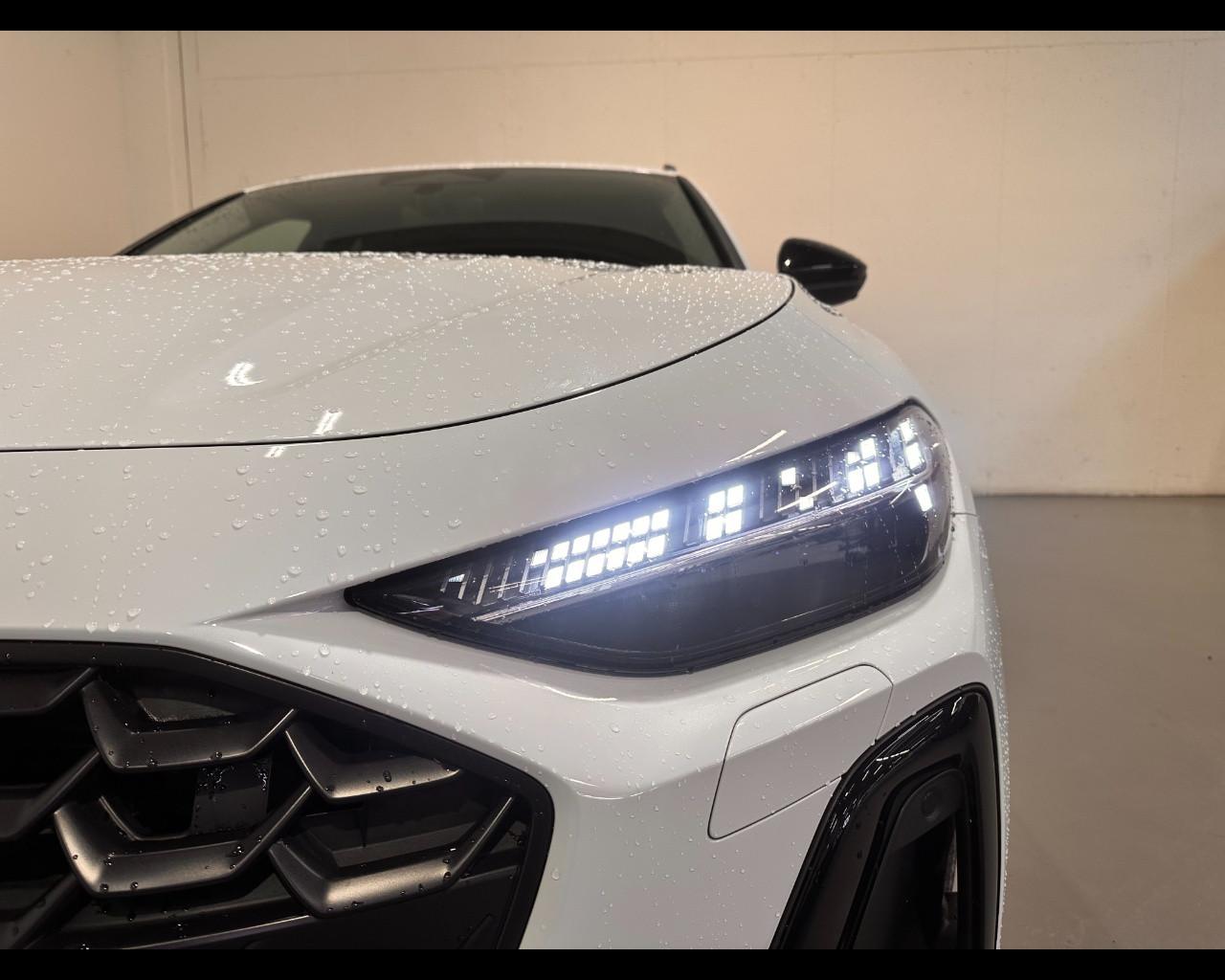 AUDI A5 AVANT 2.0 TDI MHEV+ S-TRONIC QUATTRO S-LINE EDITION