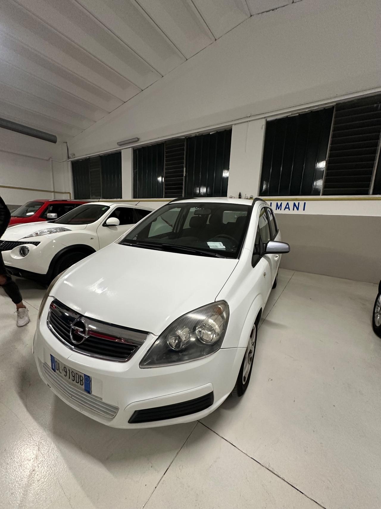 Opel Zafira 1.9 16V CDTI 150CV Cosmo