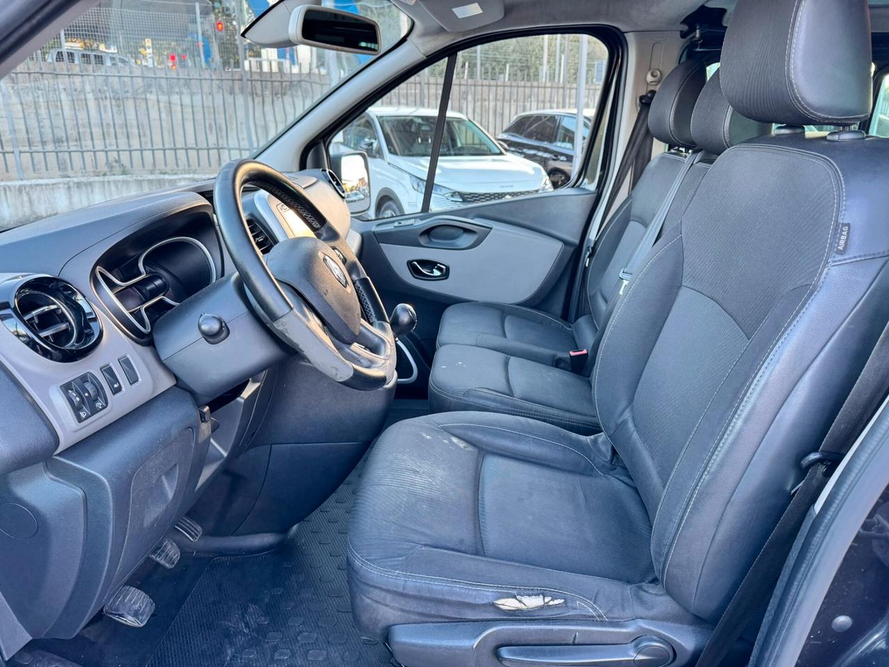 Renault Trafic T29 1.6 dCi 145CV S&S PL-TN Intens Heavy 9 POSTI