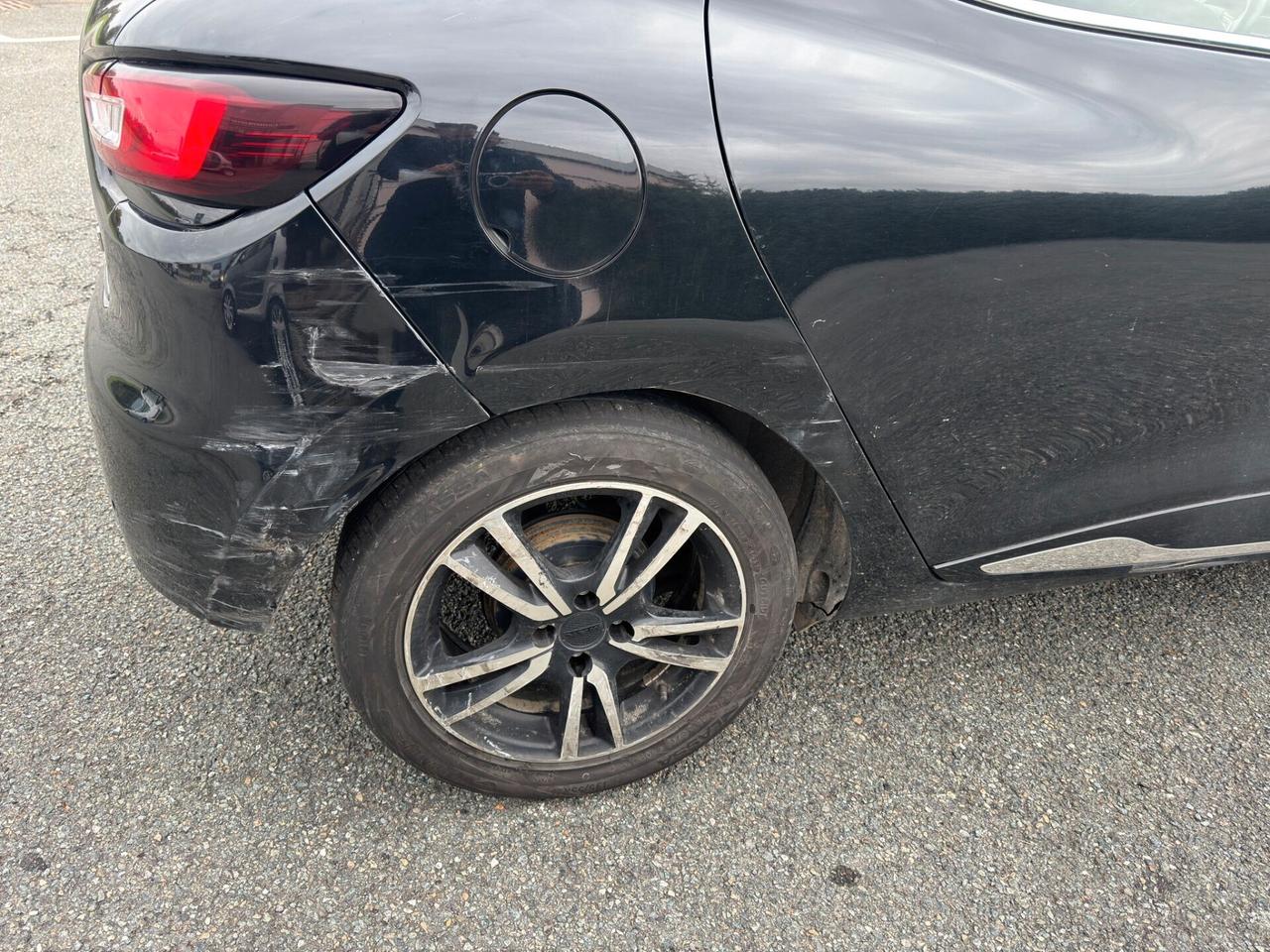 Renault Clio dCi 8V 75 CV Start&Stop 5 porte Energy Intens