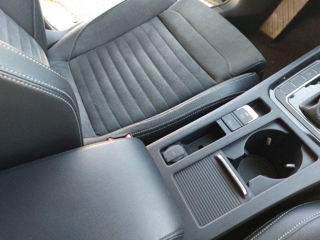 VOLKSWAGEN Passat Variant 1.5 TSI ACT DSG Business km94000 poss.legge 104