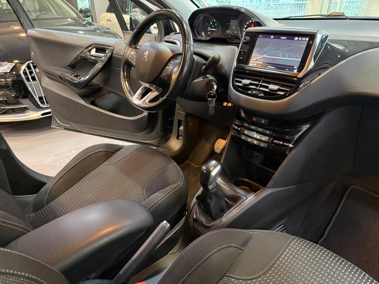Peugeot 208 1.2 Access 82cv DISTRIBUZIONE FATTA !!