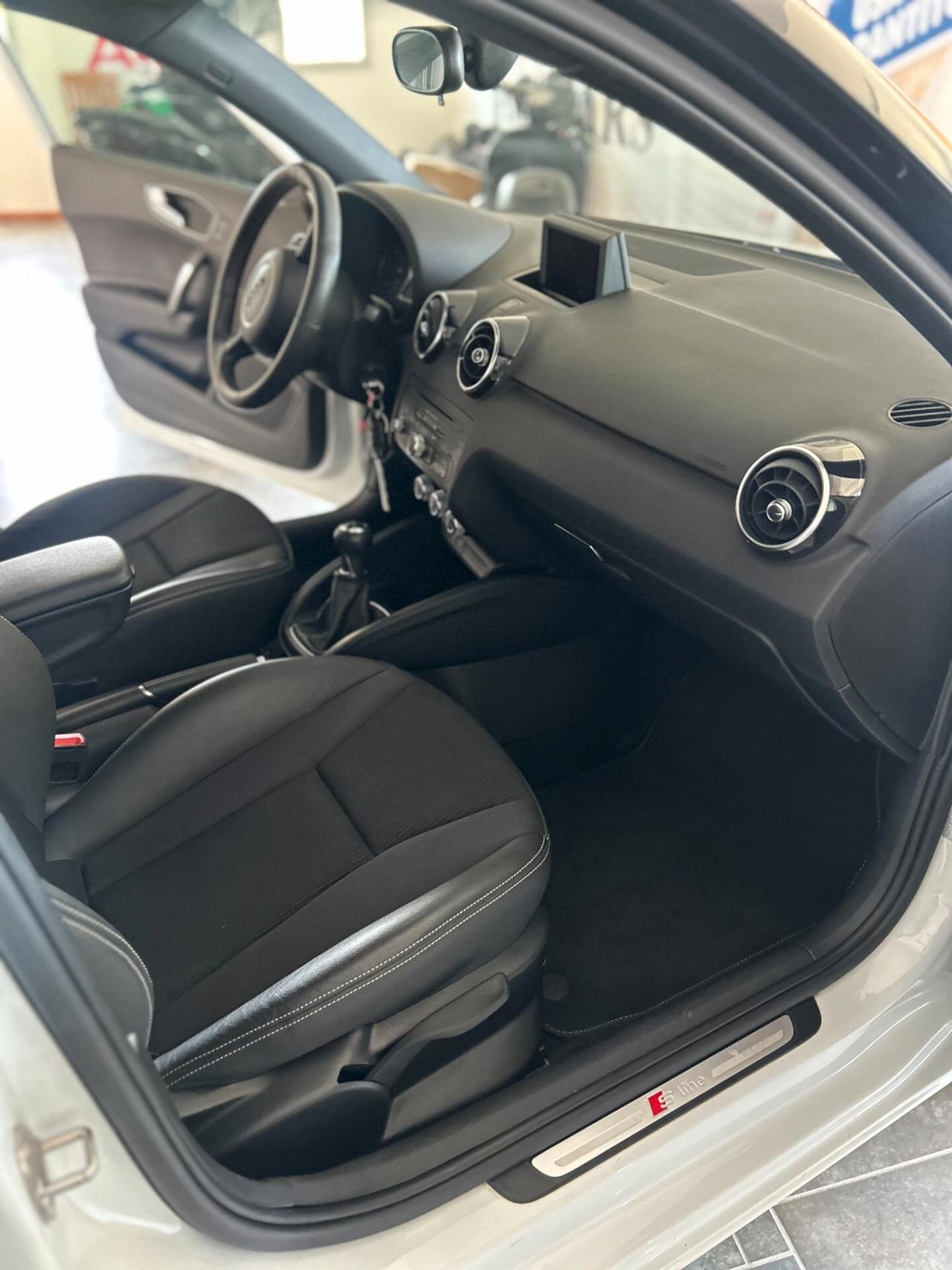 Audi A1 SPB 1.6 TDI 105 CV S Line edition plus 2014