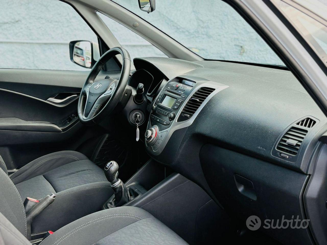 HYUNDAI IX20 1.4 CRDI STYLE (90CV) NEOPATENTATI