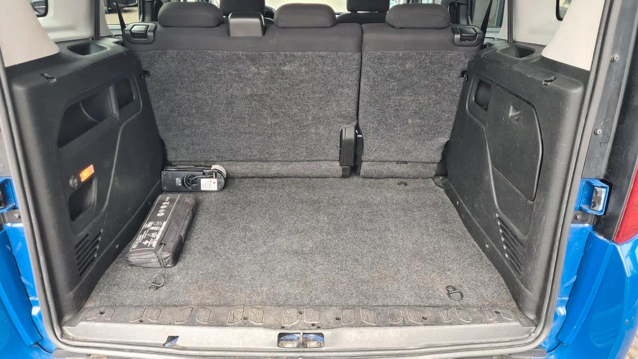 Fiat Doblò 1.6 MJT 16V Emotion 5 POSTI